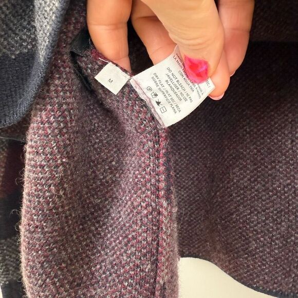 NAADAM Checkered Turtleneck Sweater 🪷 - Picture 9 of 10